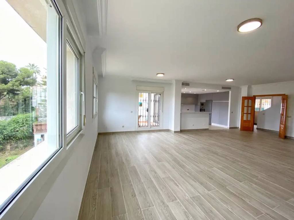 Casa de 320 m² en Marbella
