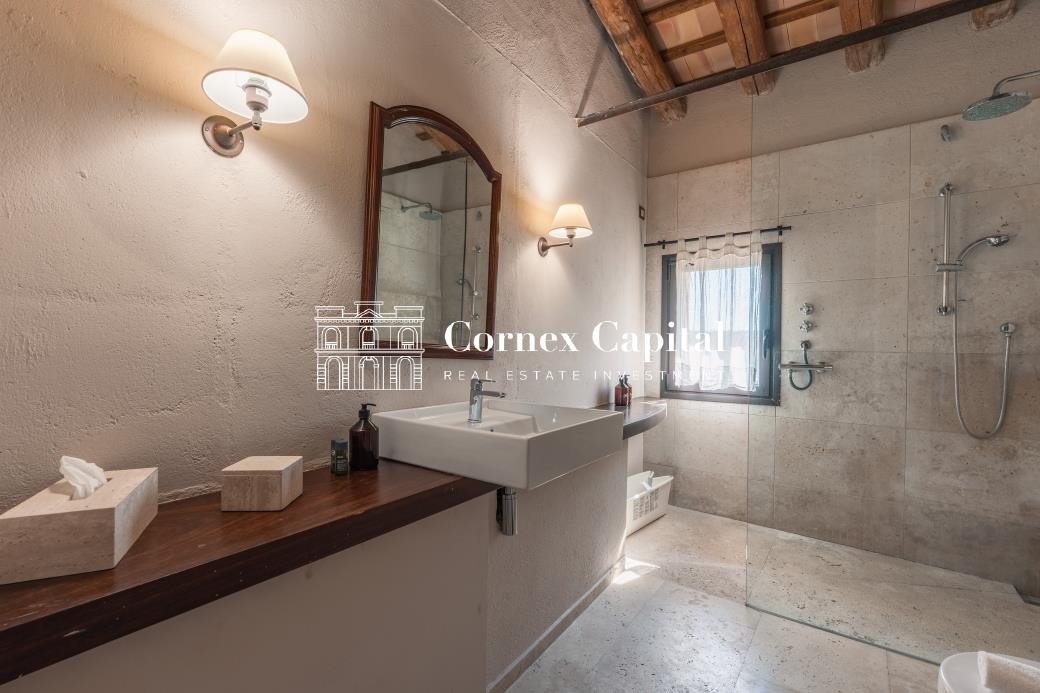 Casa de 855 m² en Pals