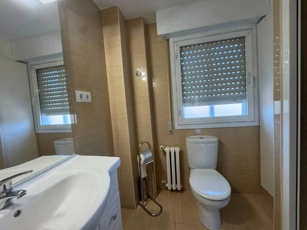 Pis de 91 m² a Ourense