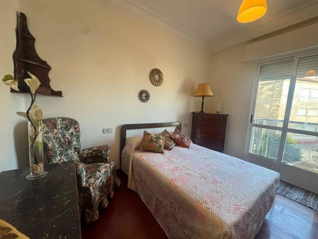 Piso de 121 m² en Ourense