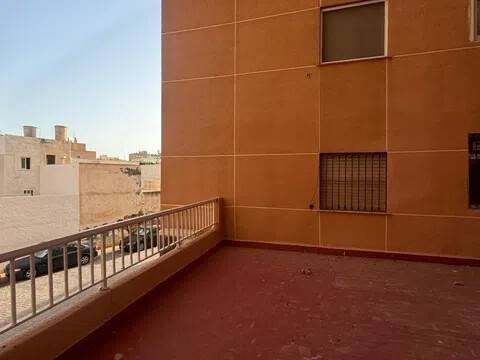 Piso de 100 m² en Almería