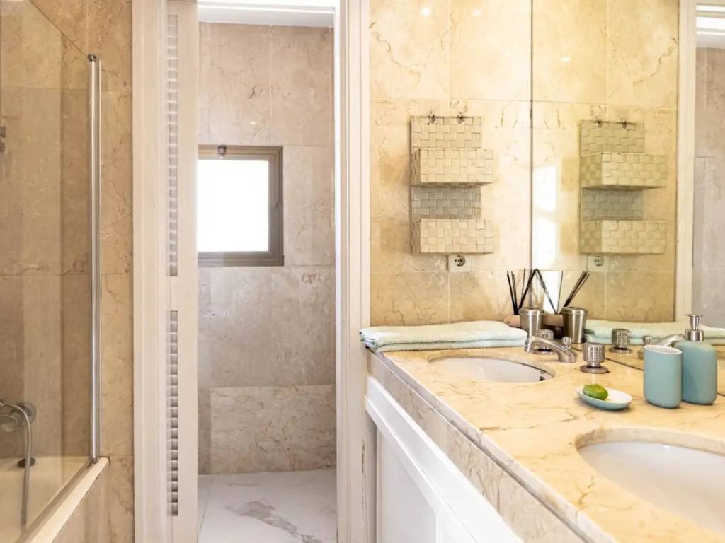 Piso de 140 m² en Marbella