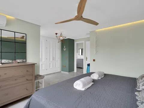 House 230 m² in Casares