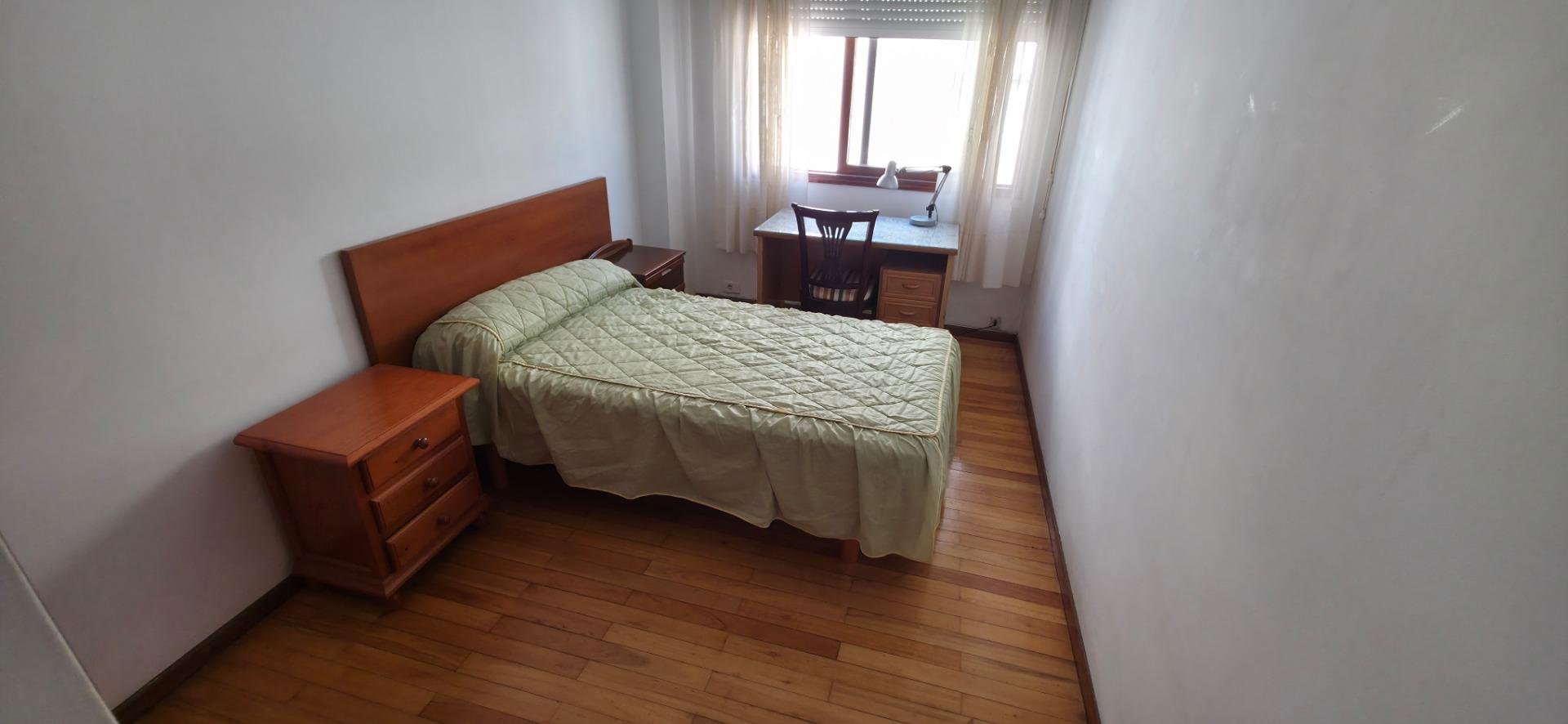 Piso de 108 m² en Santiago de Compostela