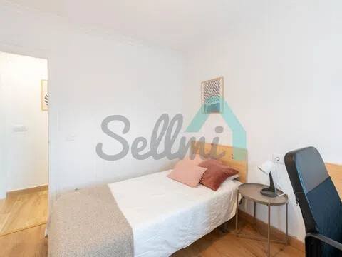 Piso de 93 m² en Oviedo
