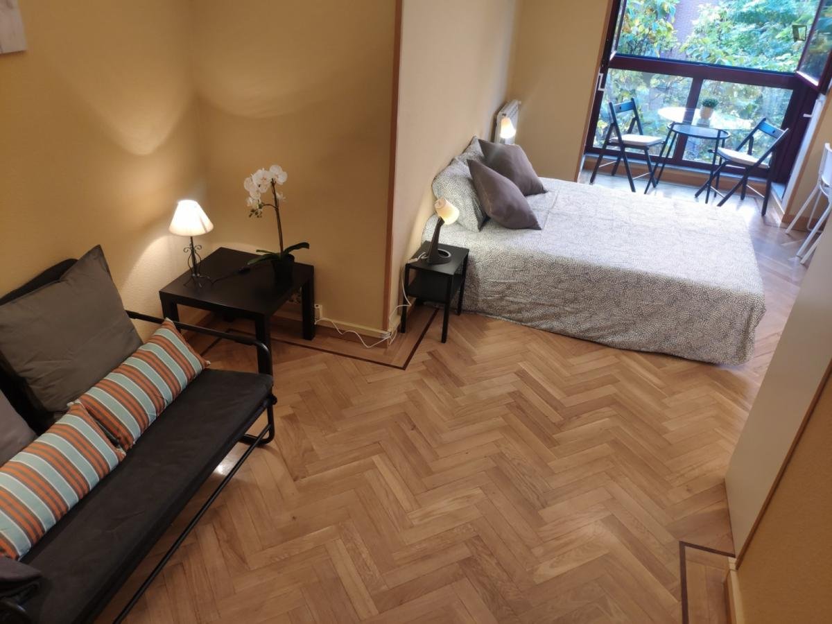 Room for rent, Madrid