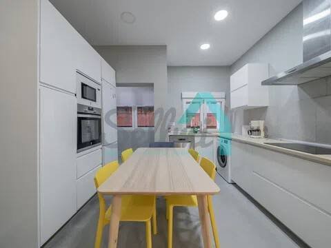 Habitación 133 m², Oviedo