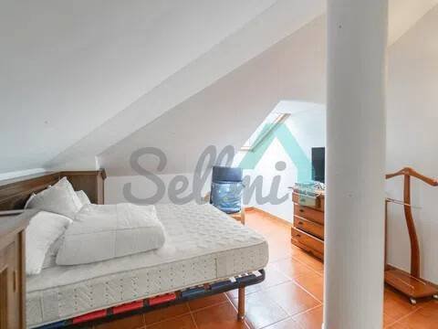 Piso de 120 m² en Castropol