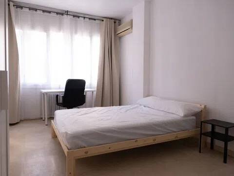 Habitación 140 m², Lérida
