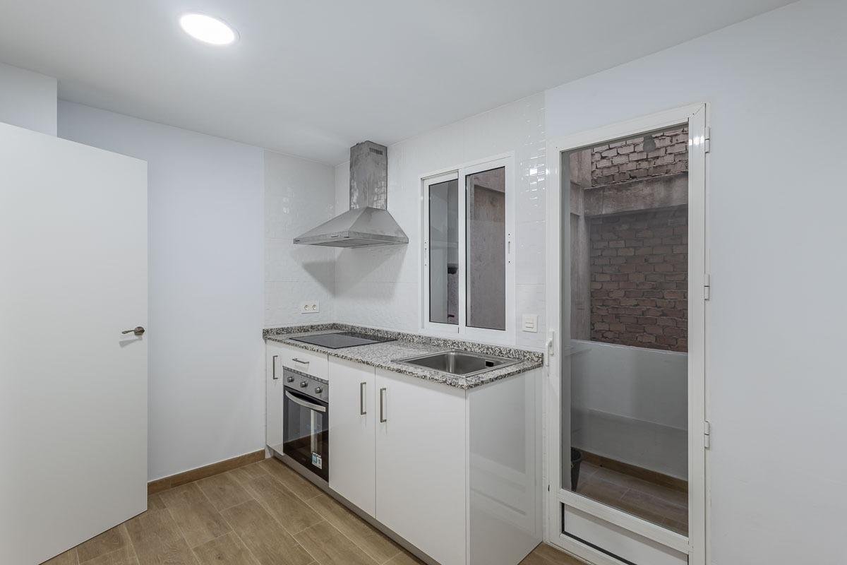 Piso de 101 m² en Granada
