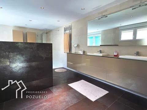 Maison 370 m² à Pozuelo de Alarcón