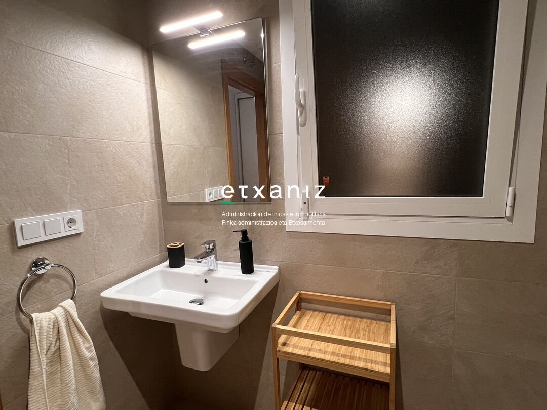 Piso de 50 m² en San Sebastián