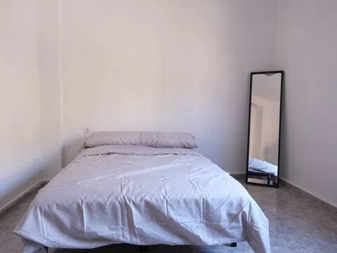 Habitación 140 m², Lérida