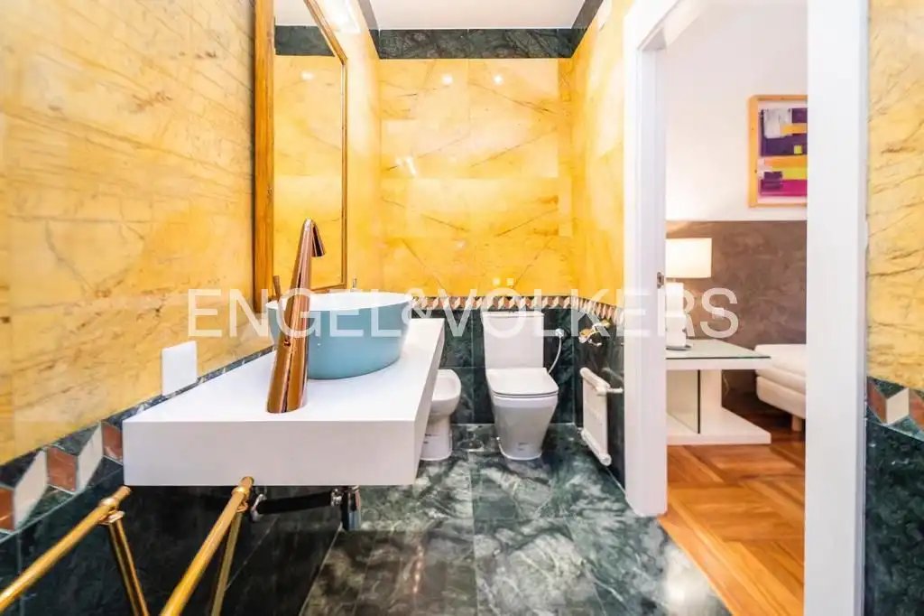 Piso de 242 m² en Madrid