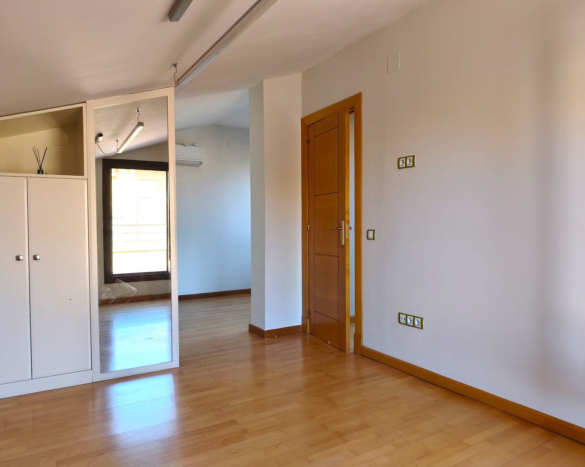 Piso de 335 m² en Zaragoza