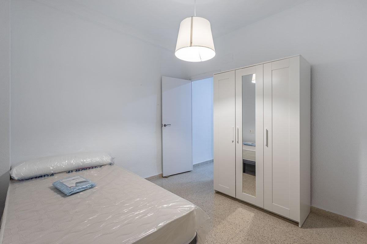 Piso de 101 m² en Granada