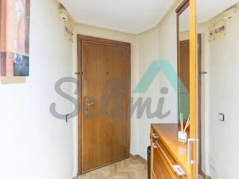 Piso de 80 m² en Oviedo
