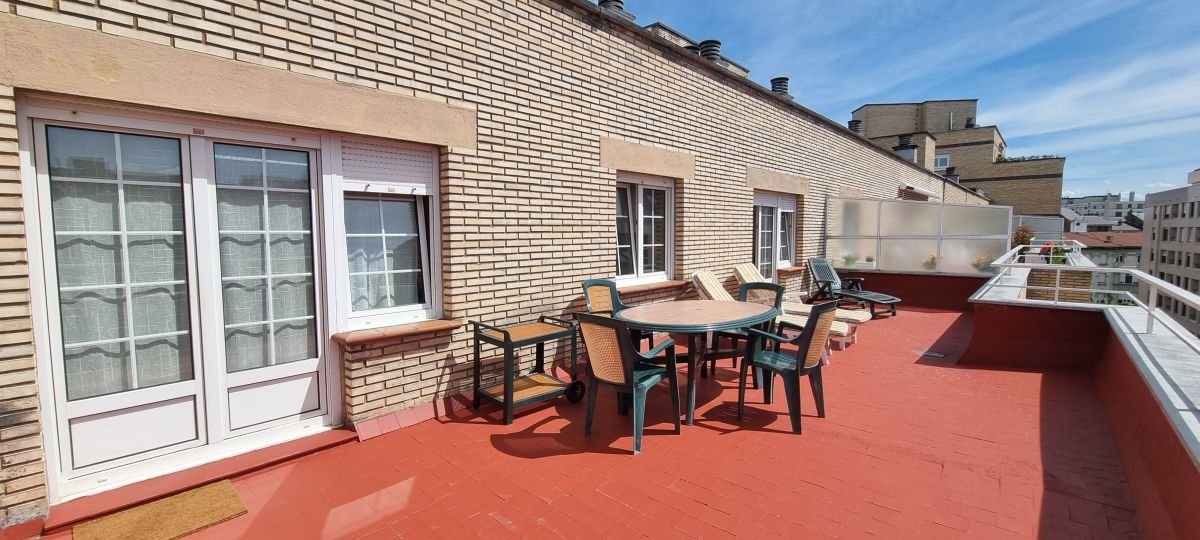 Piso de 95 m² en Oviedo