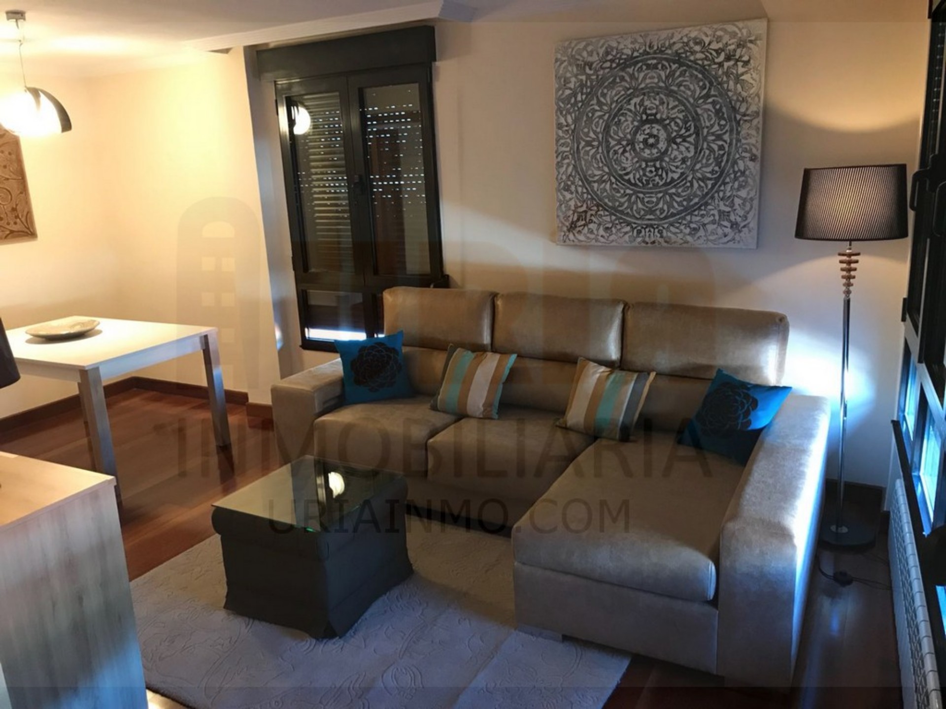 Piso de 83 m² en Oviedo
