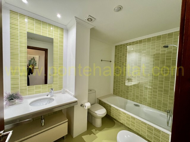 Pis de 170 m² a Pontevedra