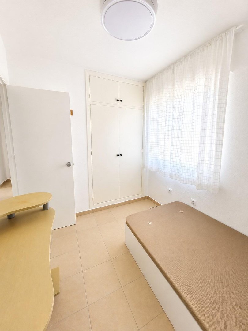 Piso de 76 m² en Roquetas de Mar