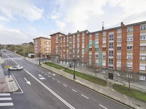 Piso de 132 m² en Oviedo