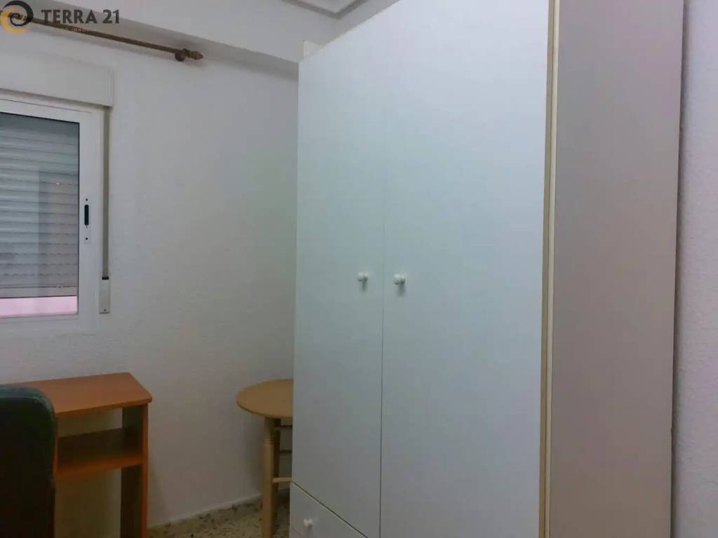 Piso de 100 m² en Jaén