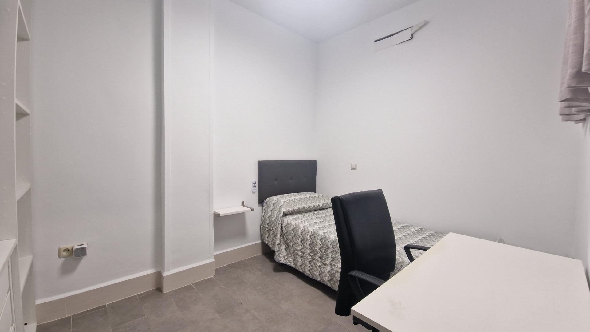 Quarto 15 m², Málaga