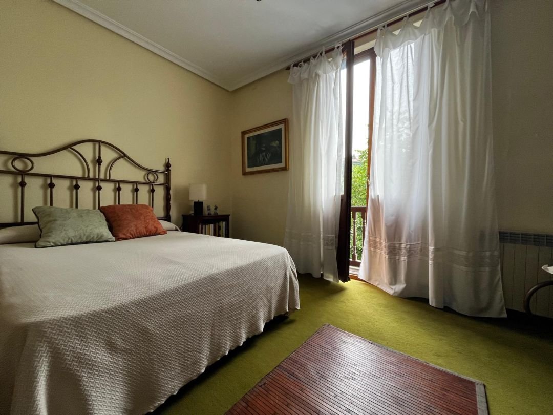 Casa de 100 m² en San Sebastián