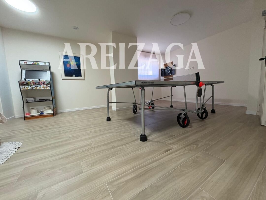 Casa de 200 m² en San Sebastián