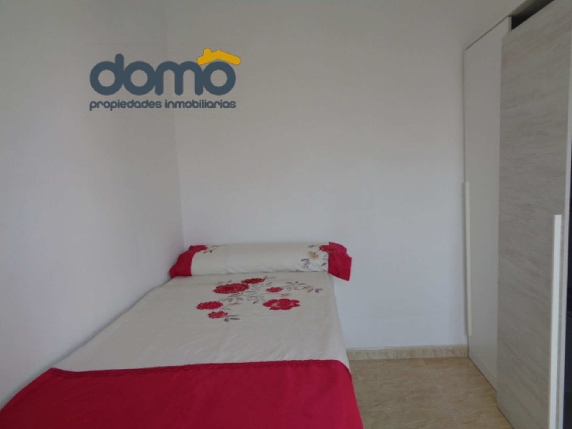Pis de 90 m² a Almeria