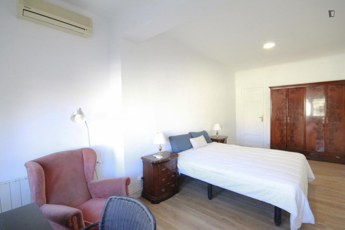 Room for rent, Barcelona