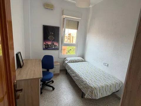 Piso de 110 m² en Almería