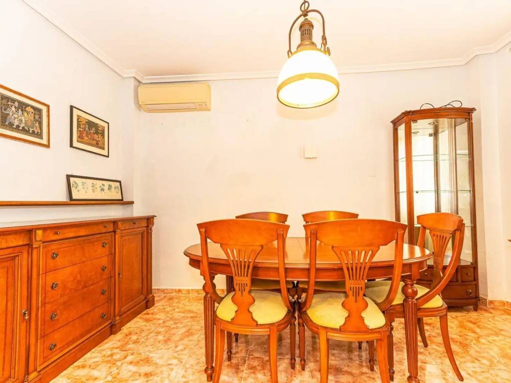 Casa de 123 m² en Orihuela