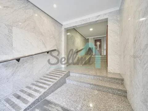 Pis de 82 m² a Oviedo
