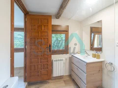 Casa de 100 m² en Mieres
