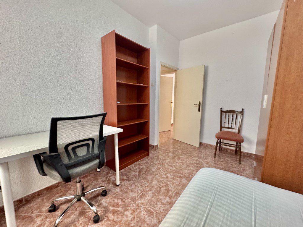 Habitación 18 m², Córdoba