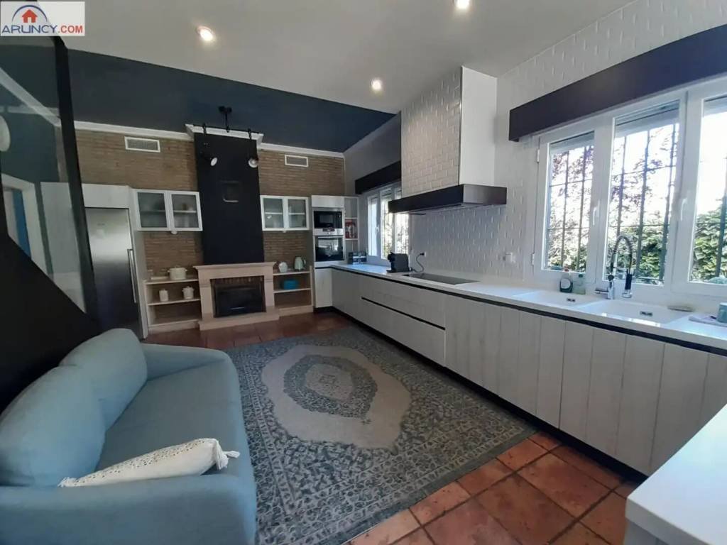 Piso de 418 m² en Dos Hermanas