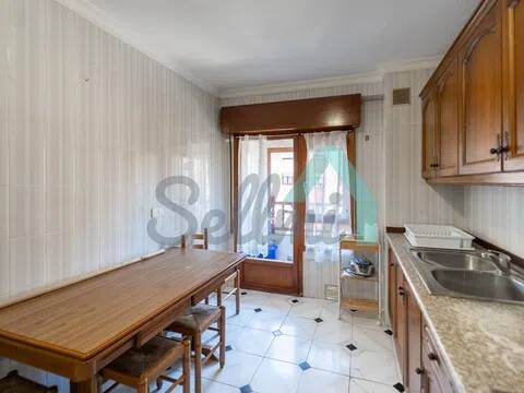 Piso de 105 m² en Oviedo