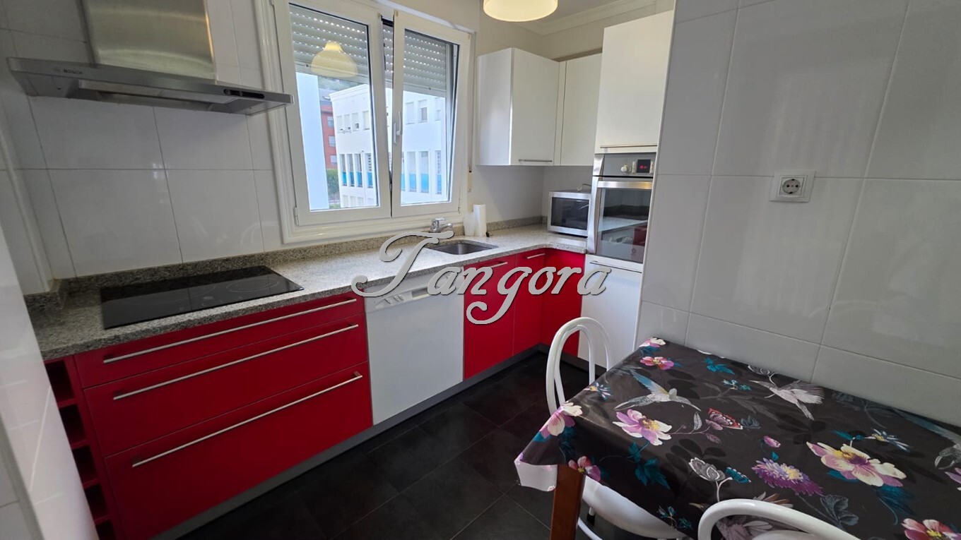 Wohnung 100 m² in Castro-Urdiales