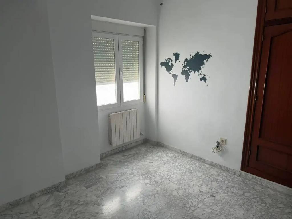 Piso de 130 m² en Granada