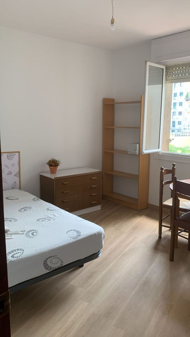 Piso de 100 m² en Ourense