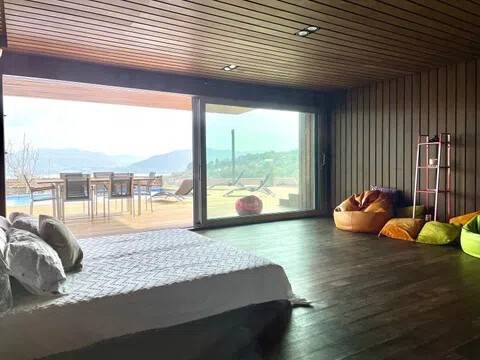 Casa de 496 m² en Vilaboa
