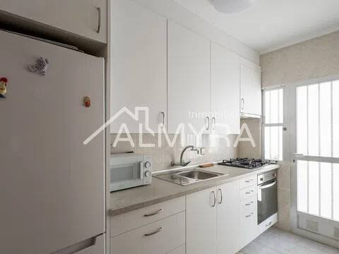 Piso de 80 m² en Los Alcázares