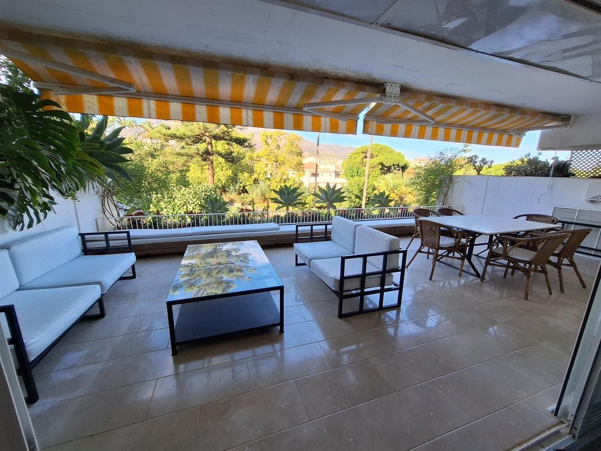 Flat 226 m² in Marbella
