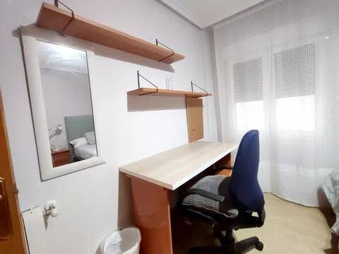 Piso de 120 m² en Oviedo