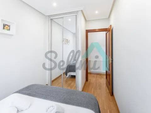 Piso de 80 m² en Oviedo