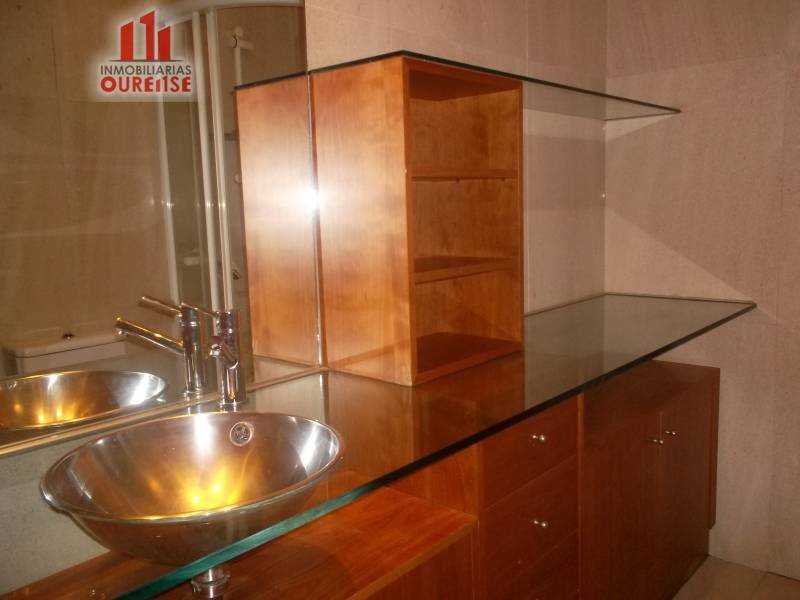 Piso de 75 m² en Ourense