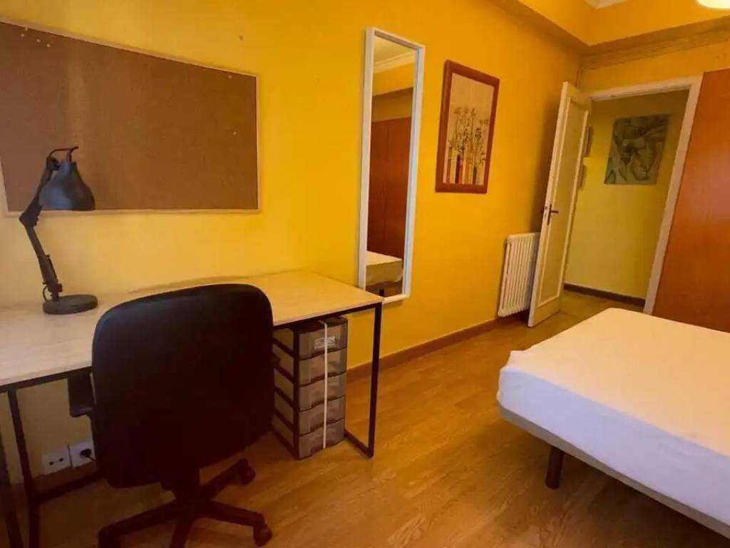 Piso de 95 m² en Ourense