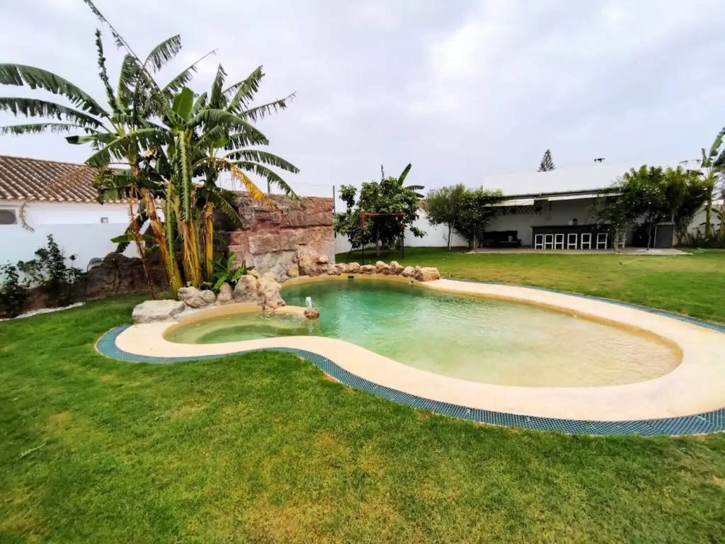 Будинок 160 м² у Chiclana de la Frontera